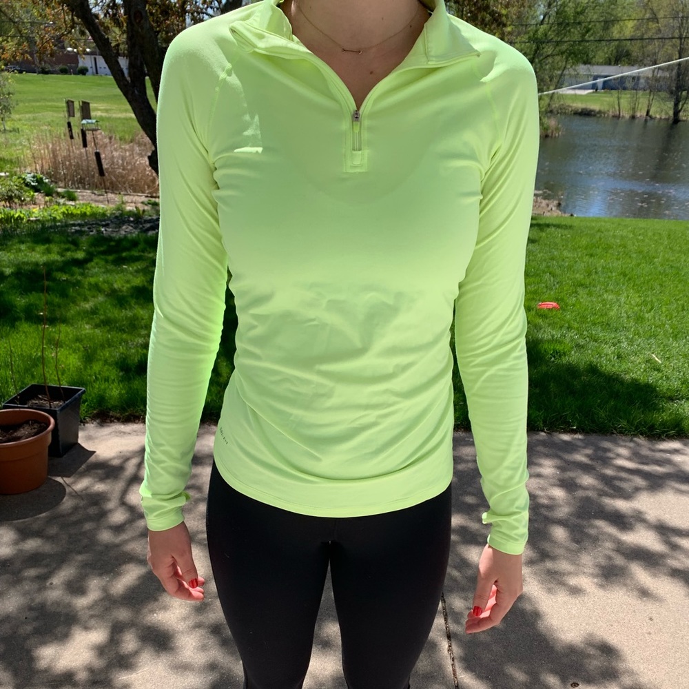 Nike drifit half zip